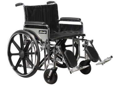 Bariatric Wheelchair by Drive - 24" Wide, Sentra Heavy Duty, Detachable Desk Arms, Swing-Away Foot Rests,500 LB WT Capacity